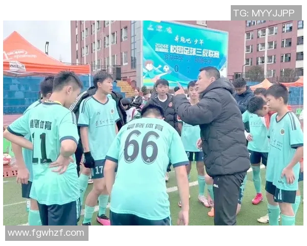 晨曦中的足球明星们展现风采与激情的精彩瞬间图片合集